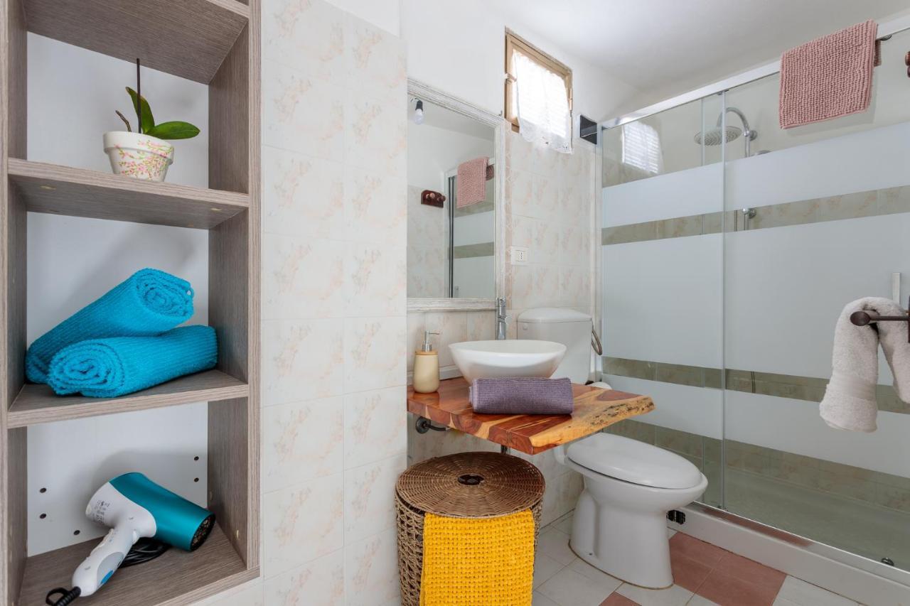 Tiria House Bosa - Casa Vacanze Экстерьер фото