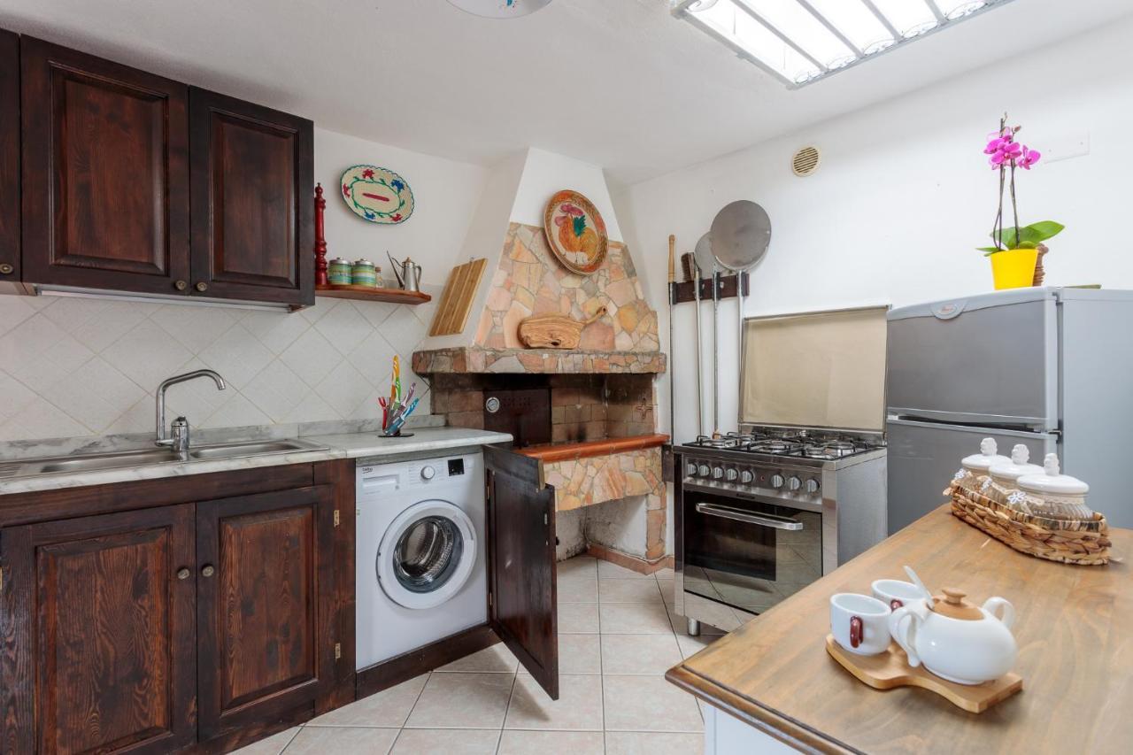 Tiria House Bosa - Casa Vacanze Экстерьер фото
